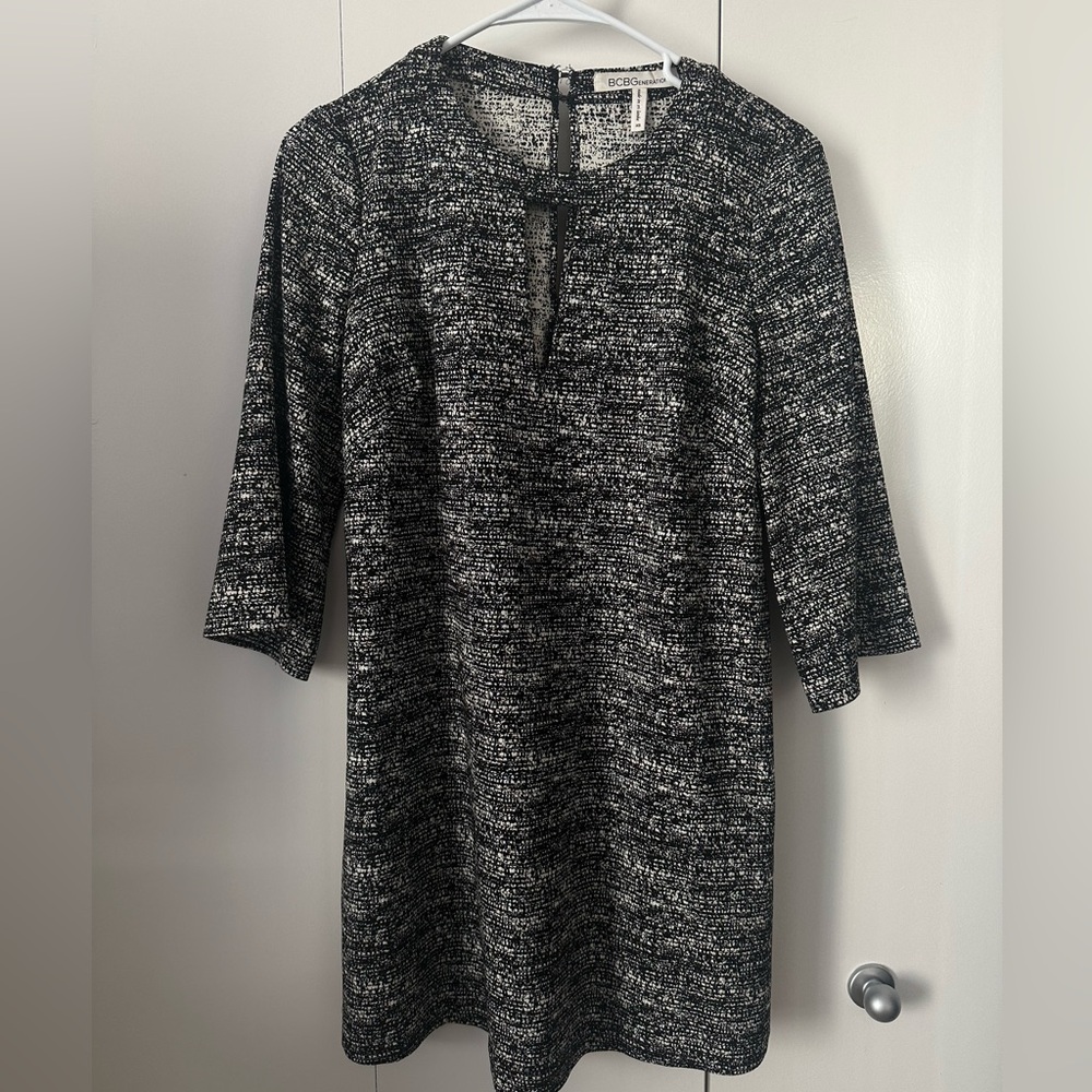Smock dress with V Neck, size XS